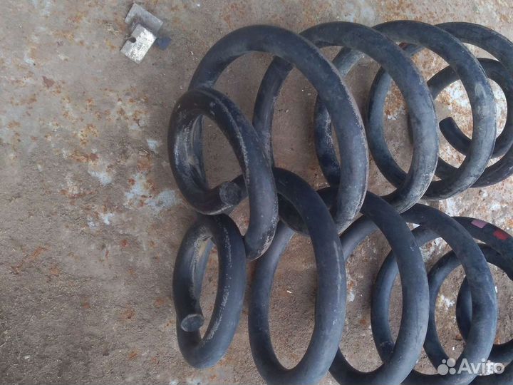 Пружина задняя Ниссан Кашкай 10