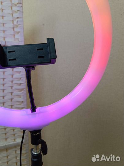 Кольцевая лампа со штативом