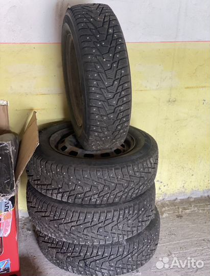 Hankook Winter I'Pike RS2 W429 185/70 R14