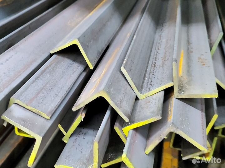 Уголок Металлический 25x25x3,0 в наличии