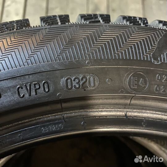 Gislaved Nord Frost 200 205/50 R17 93T