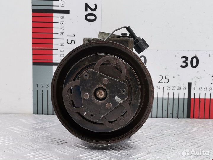 Компрессор кондиционера для Nissan Note Z0005068A