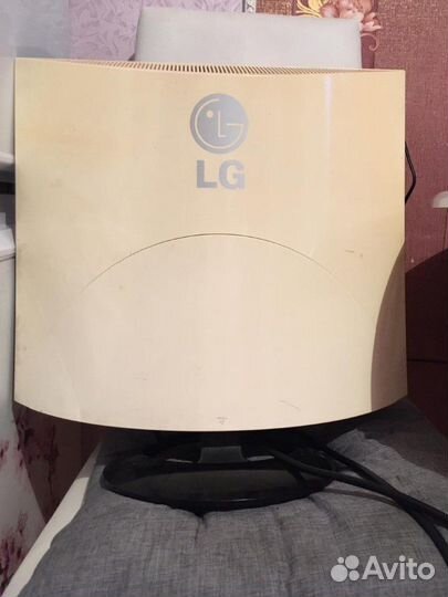 Монитор LG