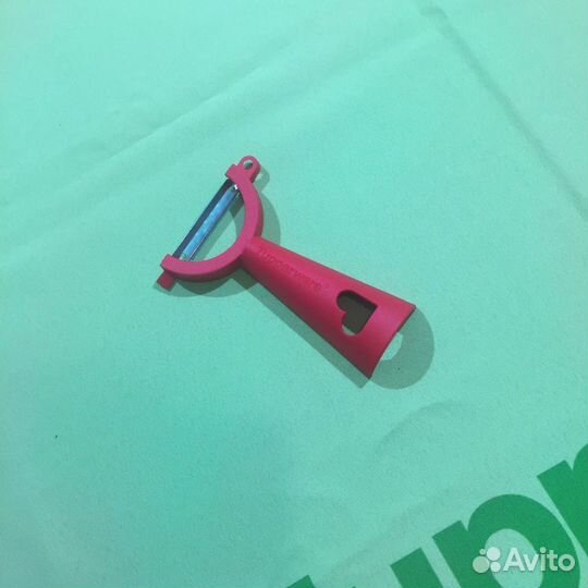 Овощечистка Tupperware