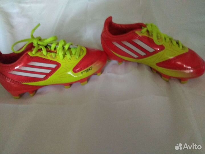 Бутсы футбольные для мальчика