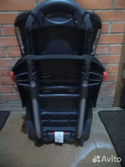 Автокресто Graco