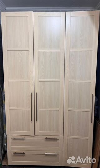 Шкаф с пеналом