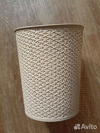 Корзина для бумаг