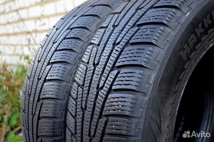 Nokian Tyres Hakkapeliitta R SUV 235/65 R17