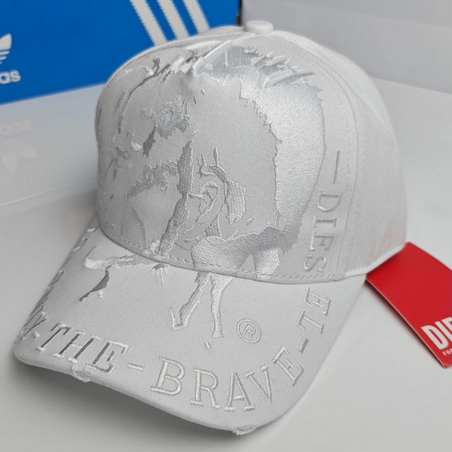 Кепка diesel белая
