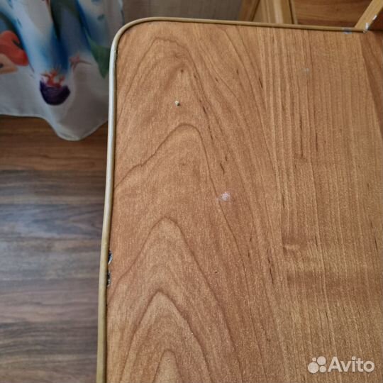 Стол для школьника