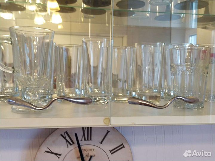 Шкафчик с зеркалом на кухню