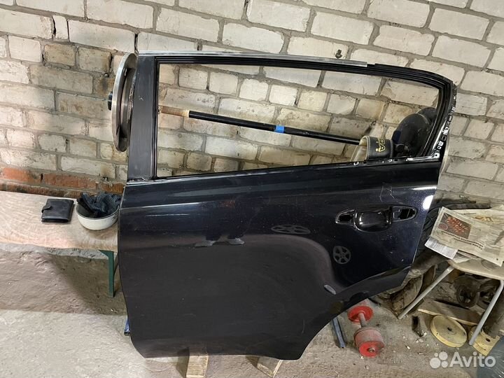 Kia sportage дверь