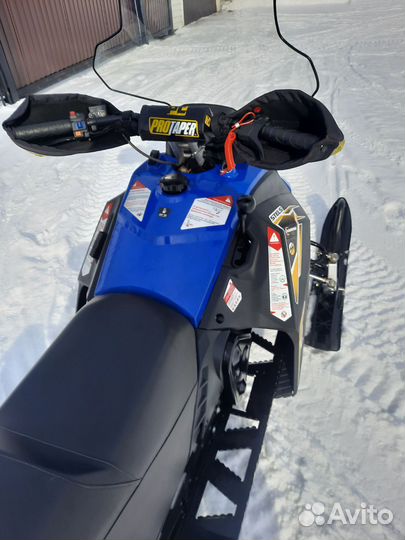 Продам снегоход Стелс Капитан