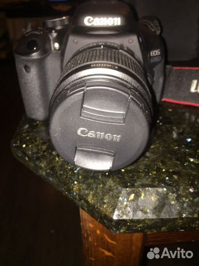 Зеркальный фотоаппарат Canon eos 600D