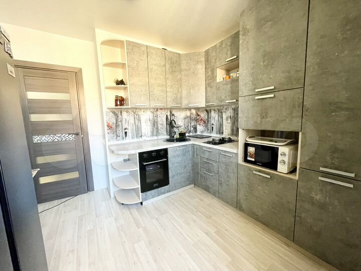 2-к. квартира, 49,5 м², 16/18 эт.