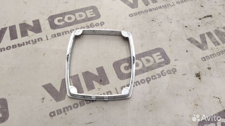 Накладка кулисы передач Ford Kuga 1