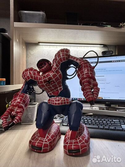 Робот Радиоуправляемый WowWee SpiderMan