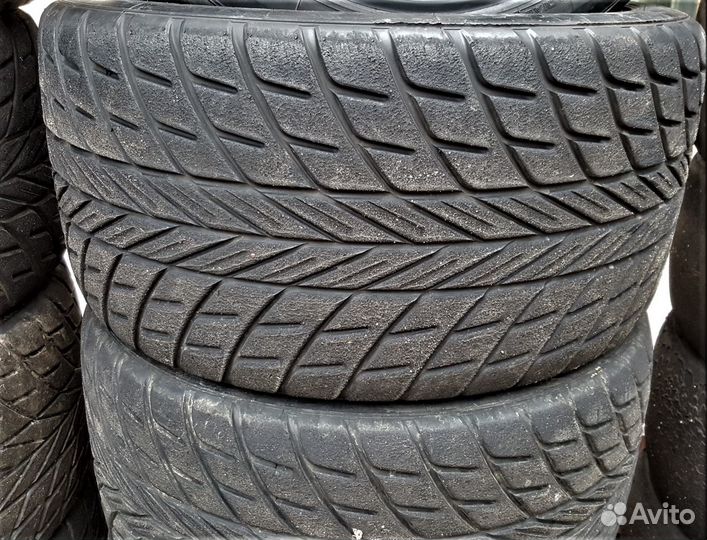 Yokohama Advan A006 285/30 R18