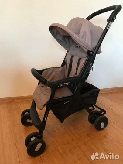 Прогулочная коляска легкая