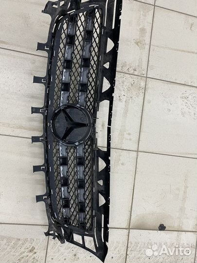 Решетка mersedes cls 2013