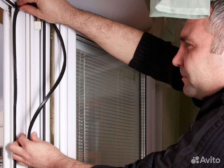 Ремонт окон, уплотнитель Rehau RAL5830