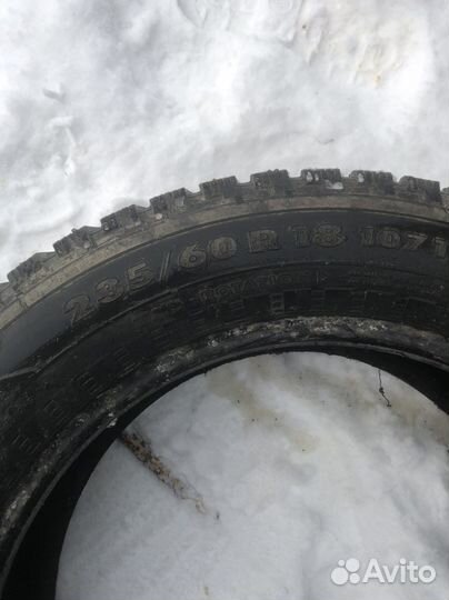 Nokian Tyres Hakkapeliitta 5 235/60 R18