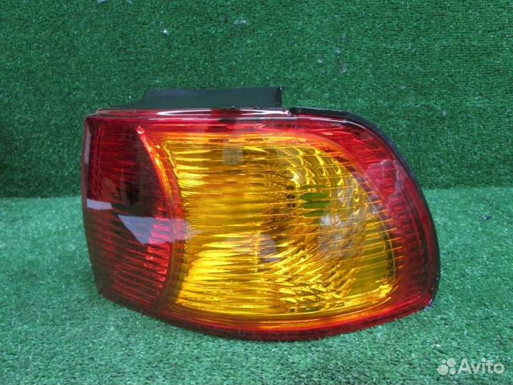 Стоп правый Toyota Ipsum SXM10