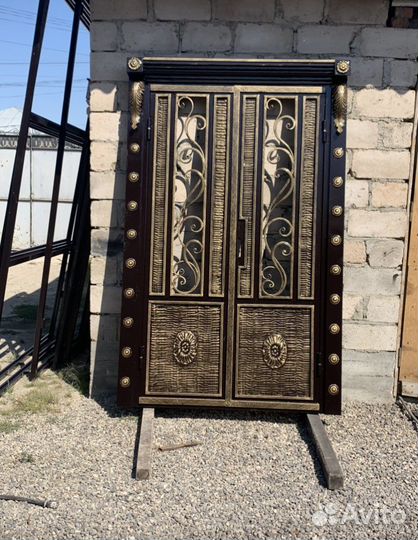 Кованные двери