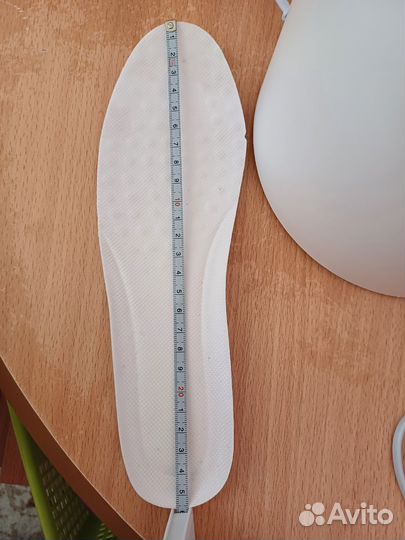 Кроссовки изики универсальные новые 40 размер