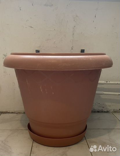 Горшок пластик б/у