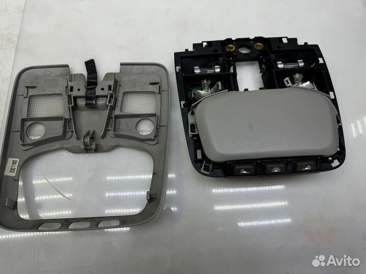 Зеркало заднего вида / Плафон Volvo S80 (2003)