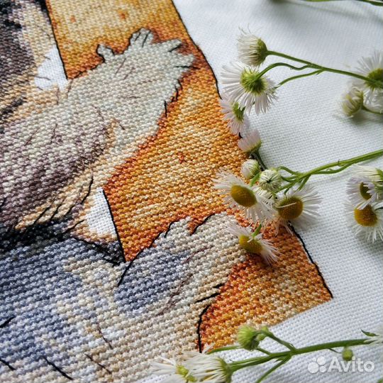 Готовая вышивка крестом 