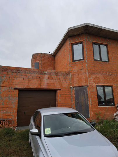 Коттедж 250 м² на участке 8,5 сот.