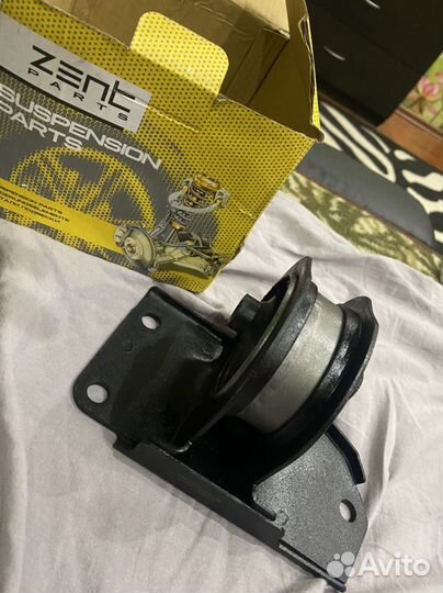 Подушка двигателя задняя Galant 8