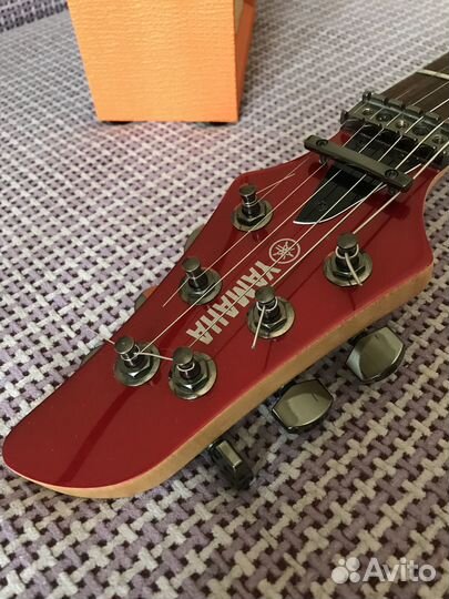 Электрогитара Yamaha c комбиком Orange