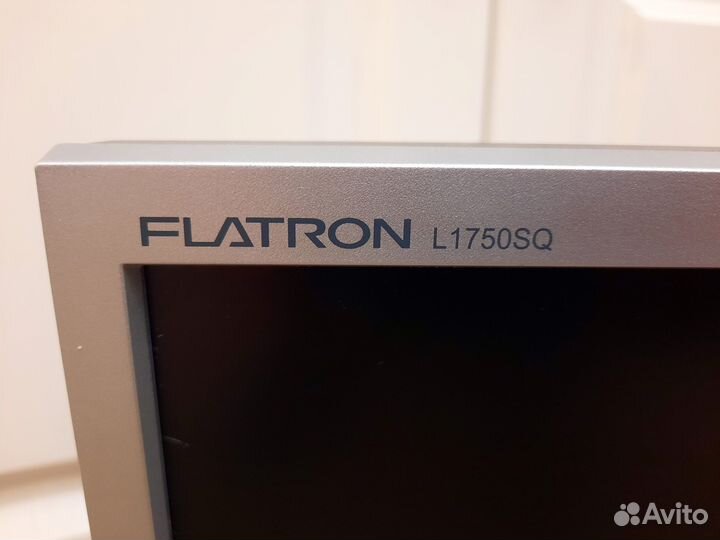 Монитор LG Flatron 17 дюймов