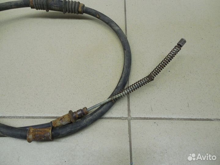 Трос стояночного тормоза правый ASX 2010-2016