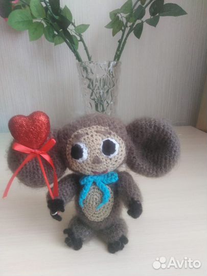 Вязаный чебурашка игрушка
