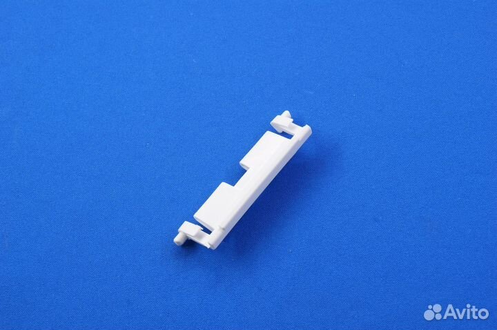 Пружина ручки дверцы морозильного отделения