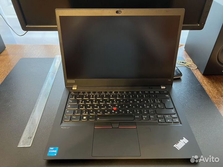 Lenovo i5-6300/8Gb DDR4/Подсветка клав/ 2х аккумул