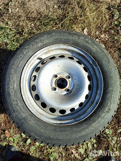 Колеса зимние 185 65 R15