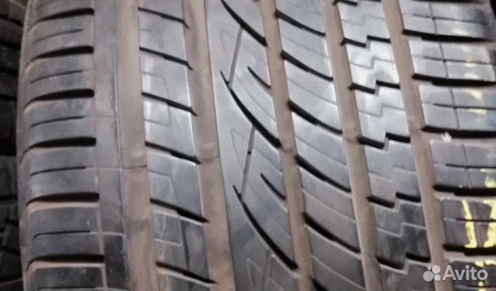 Continental ContiCrossContact UHP 295/30 R22 94Y