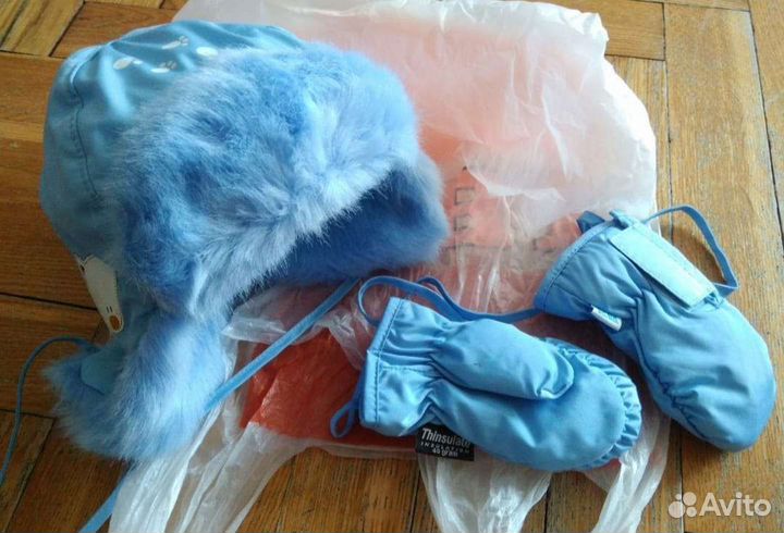 Комплект шапка и варежки новый, детский