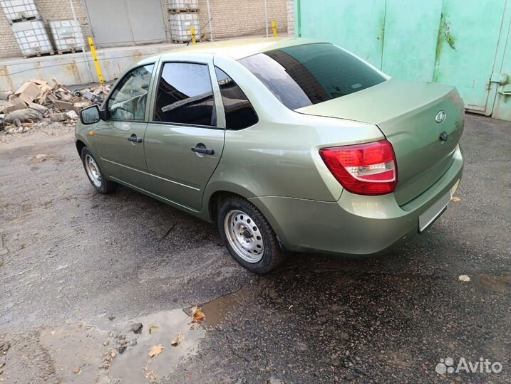 LADA Granta 1.6 AT, 2013, 193 000 км