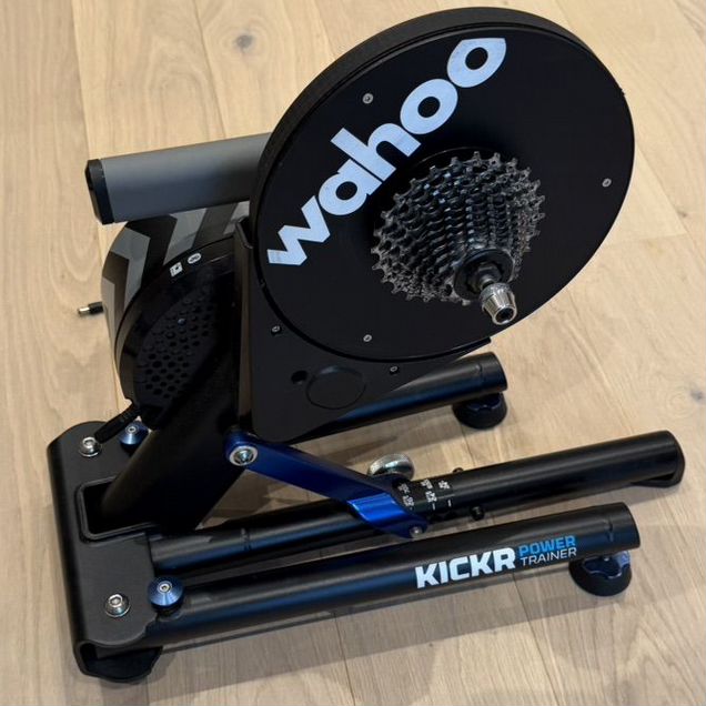 Велостанок wahoo kickr v2