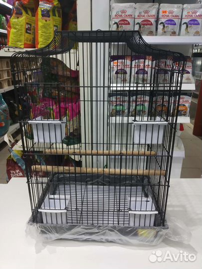 Клетка для крупного попугая