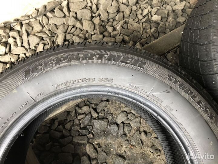 Bridgestone Ice Partner 215/60 R16