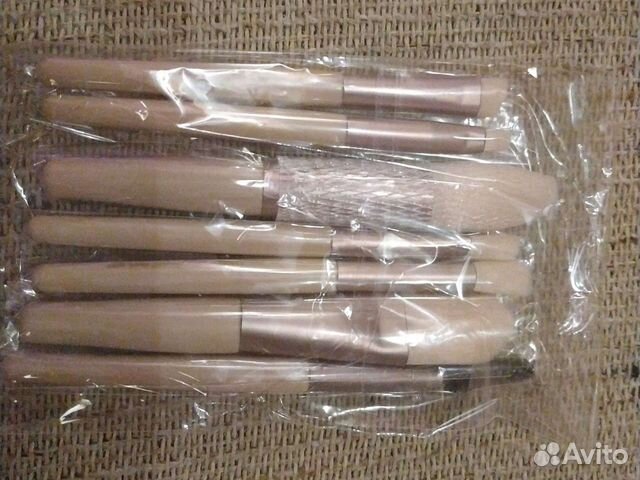 Набор из 7 кистей для макияжа