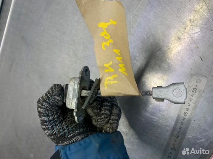 Ограничитель двери задний правый Chery M11 SQR481F